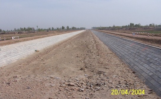 和干渠2001年度项目采取保温措施的工程段落（运行2年后）